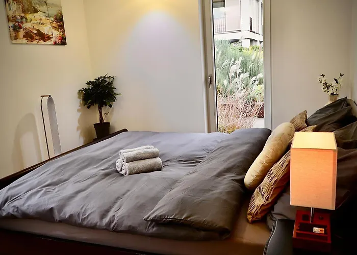 Luxus Mit Skyline Blick Am Mainufer Όφενμπαχ